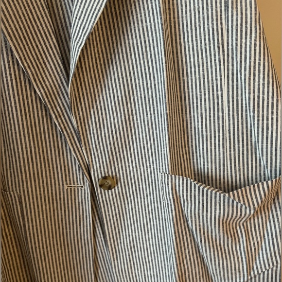 Striped jacket - Picture 2 of 4